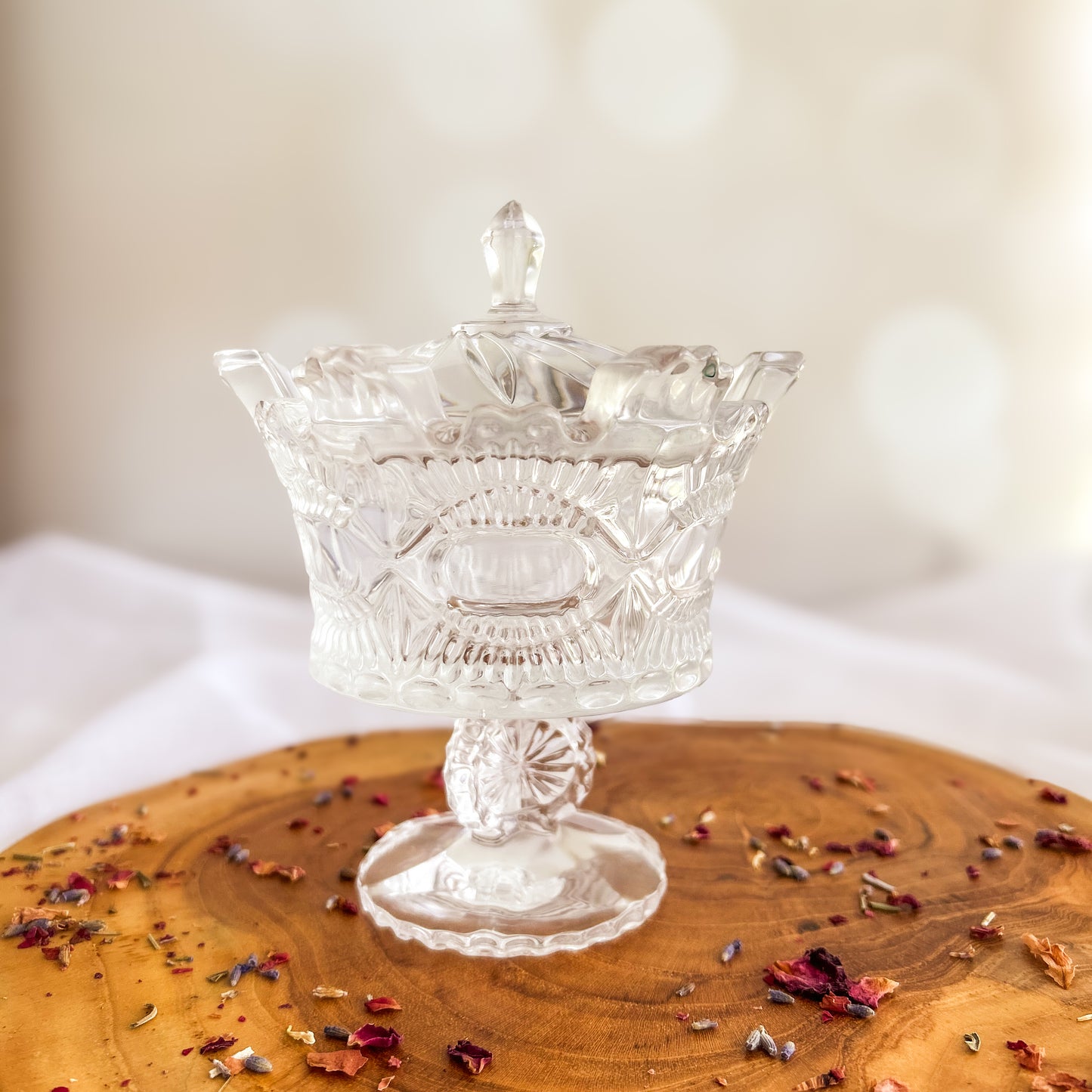 Heirloom Pedestal Bowl