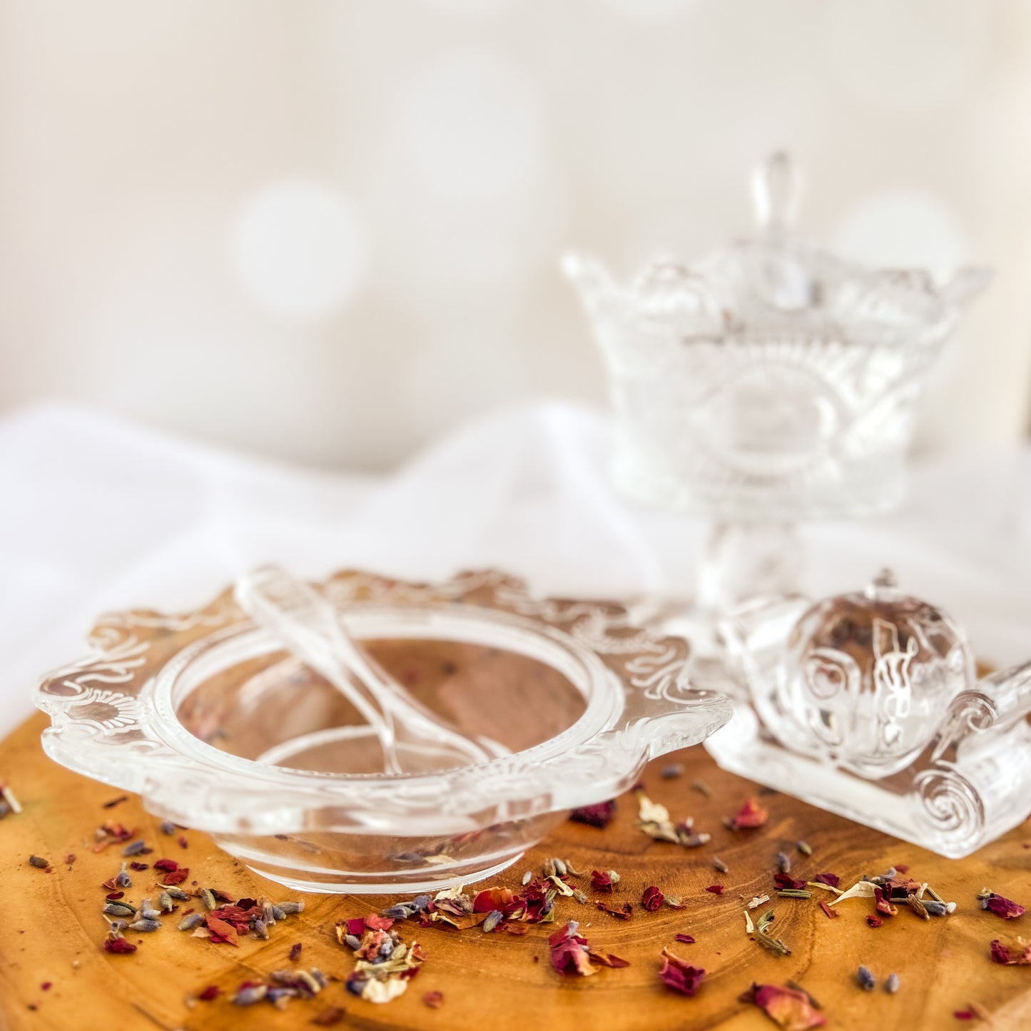 Heirloom Pedestal Bowl