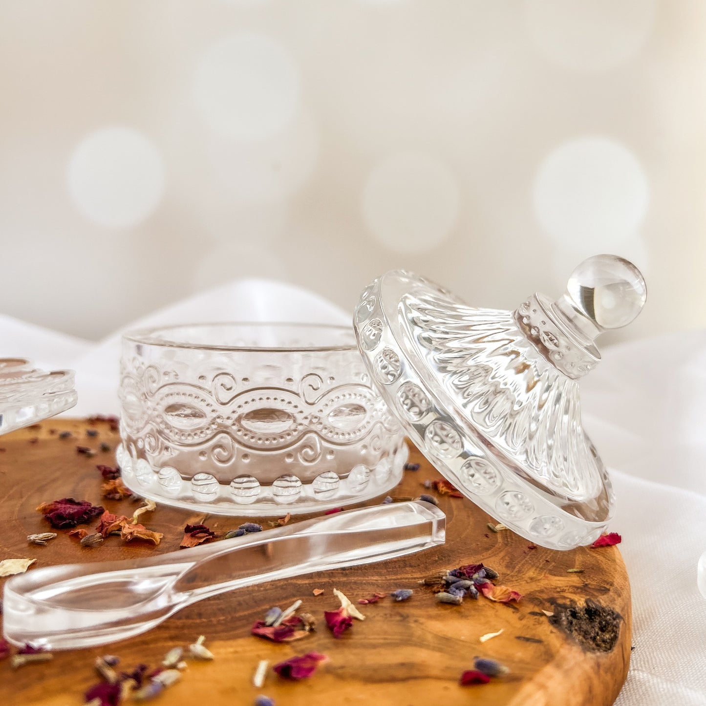 Heirloom Keepsake Dish (Lidded)